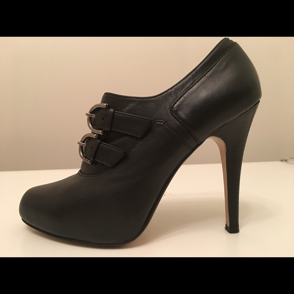 Max Studio Women's Shoes Sz 7.5M Booties Black